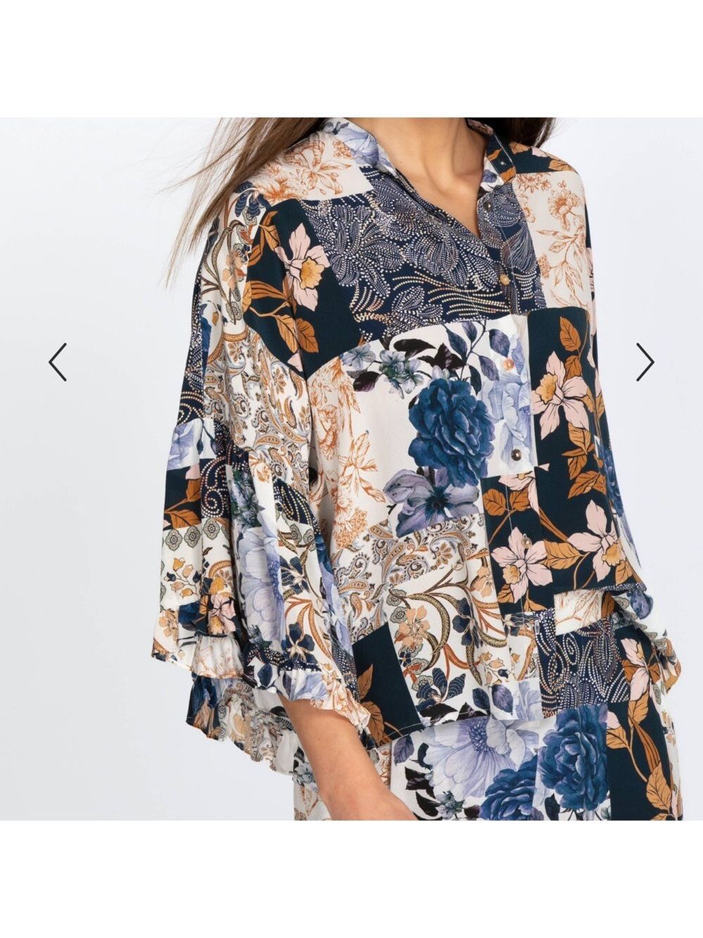 Johnny Was Leo Button Down Navy and Cream Floral Blouse SILK - Picture 2 of 5